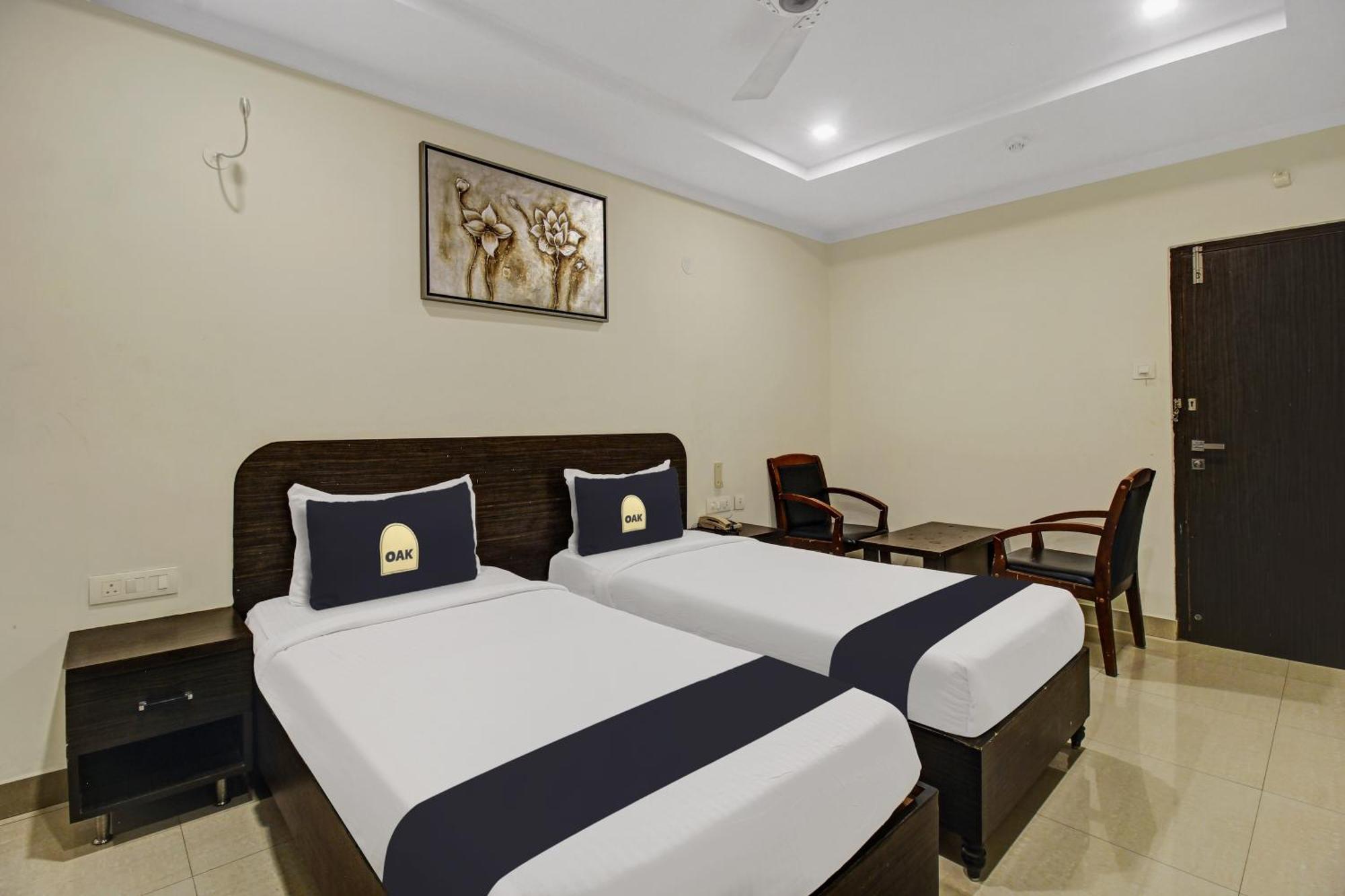 Super Townhouse Oak Lb Nagar Ramoji Hotel Hyderabad Exterior foto