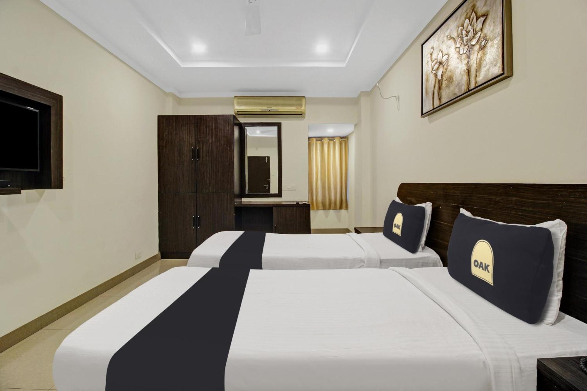 Super Townhouse Oak Lb Nagar Ramoji Hotel Hyderabad Exterior foto