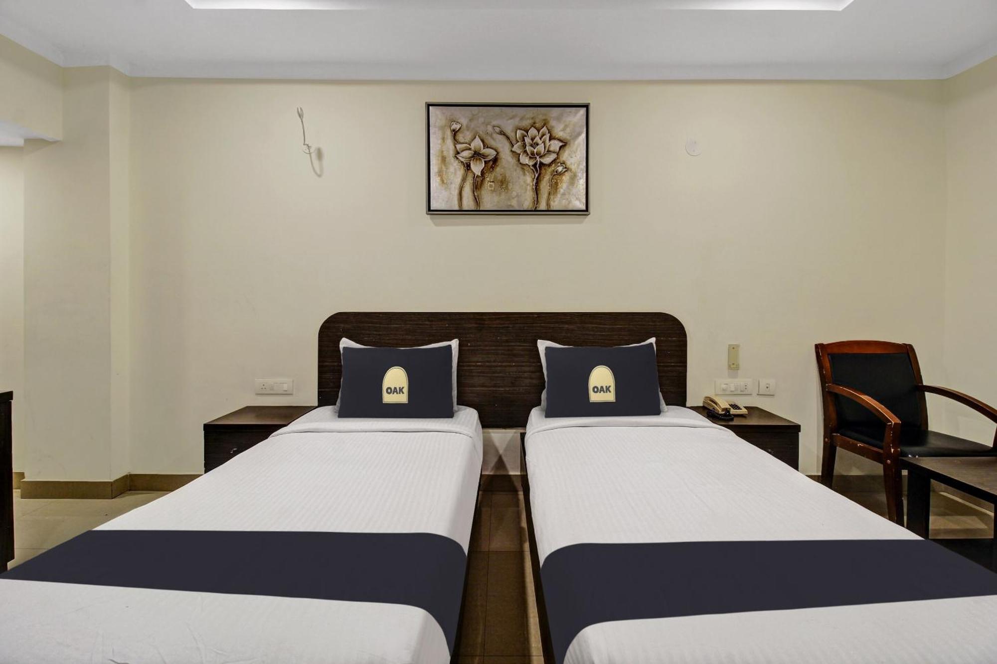 Super Townhouse Oak Lb Nagar Ramoji Hotel Hyderabad Exterior foto