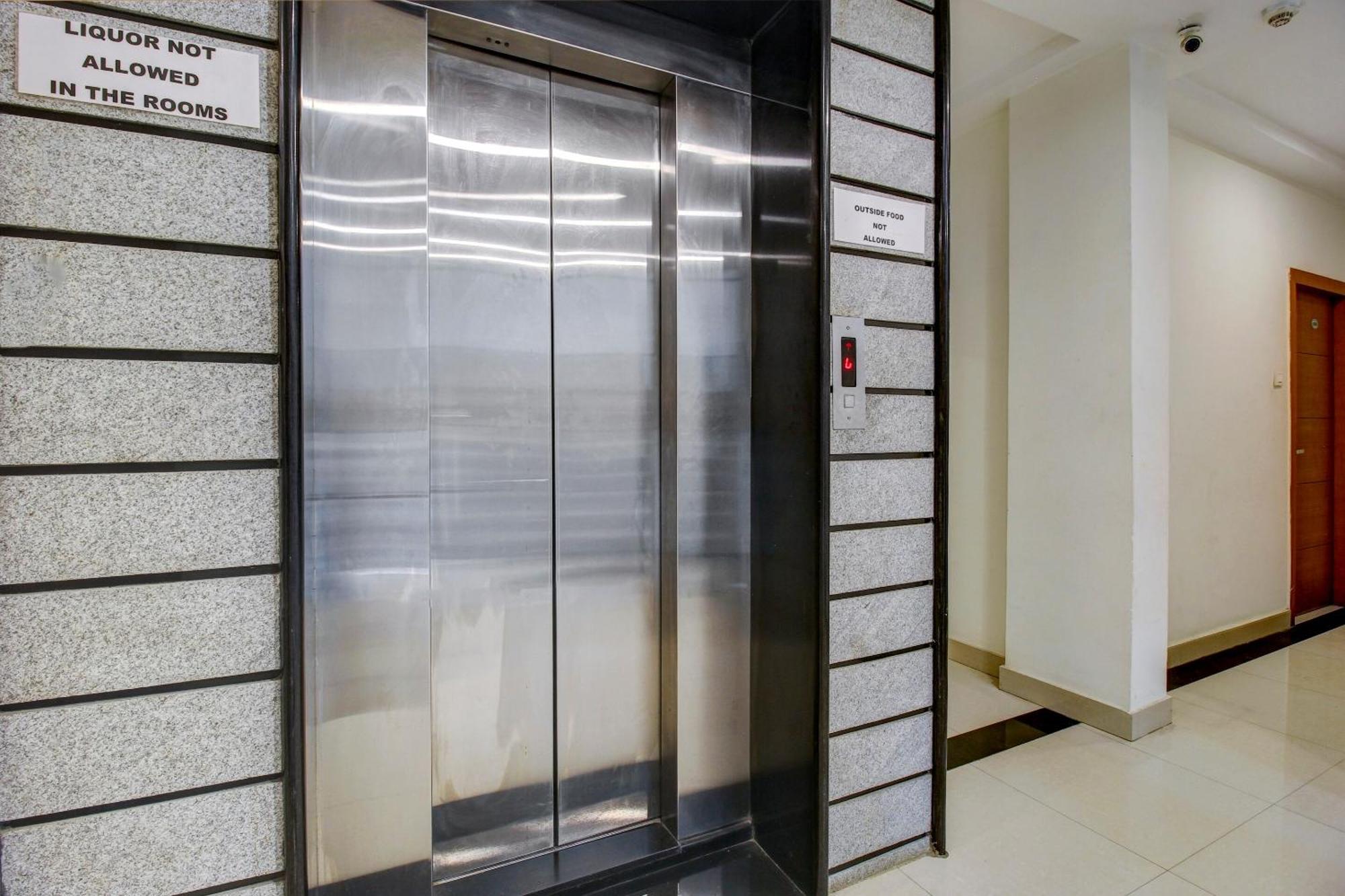 Super Townhouse Oak Lb Nagar Ramoji Hotel Hyderabad Exterior foto